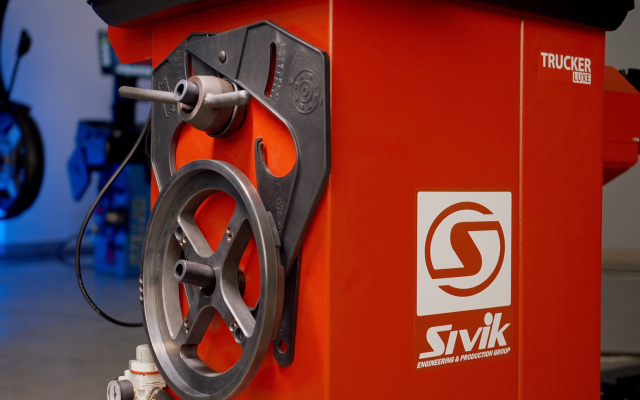 Полная комплектация для балансировки грузовых колес